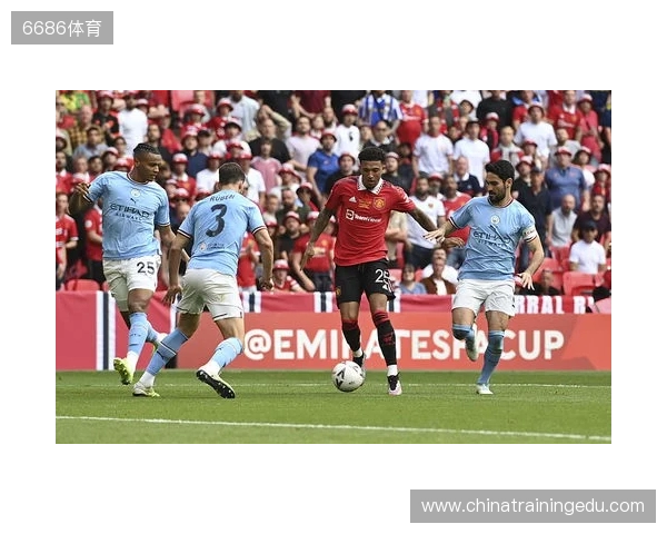 图片报：多特坚决拒绝重新签回桑乔，认为其已经找不回状态