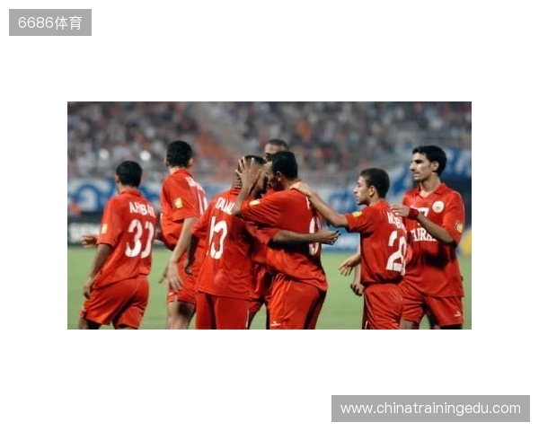 亚预赛出线关键战!中国香港vs新加坡首发:安永佳、陈晋一领衔