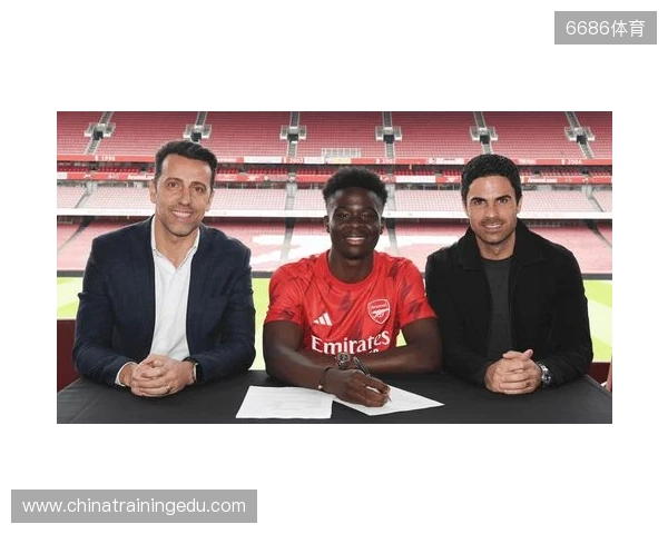 天空:萨卡尚未和阿森纳达成协议,但续约谈判非常积极 天空:萨卡尚未和阿森纳达成协议,但续约谈判非常积极